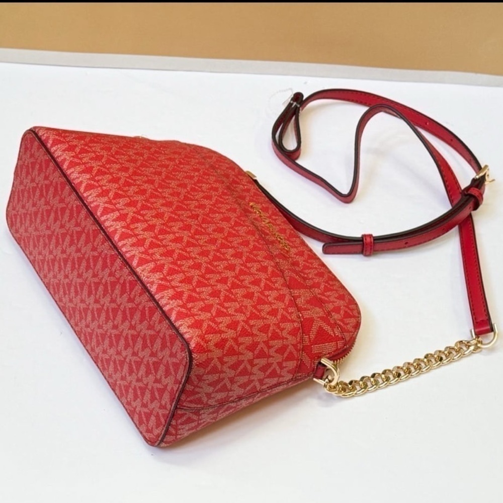 Michael Kors Jet Set Red Metallic Signature Logo Dome Crossbody Bag New Handbag - Picture 4 of 9